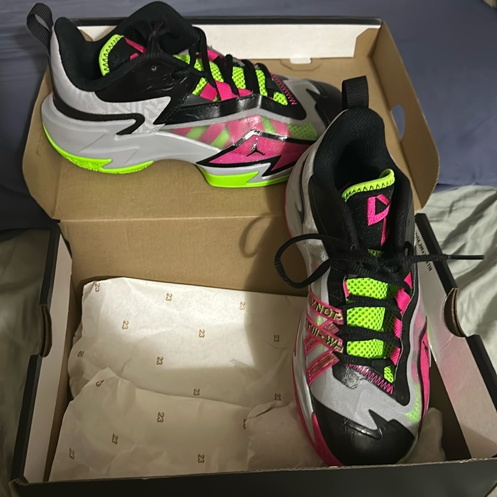 Youth Nike Jordans